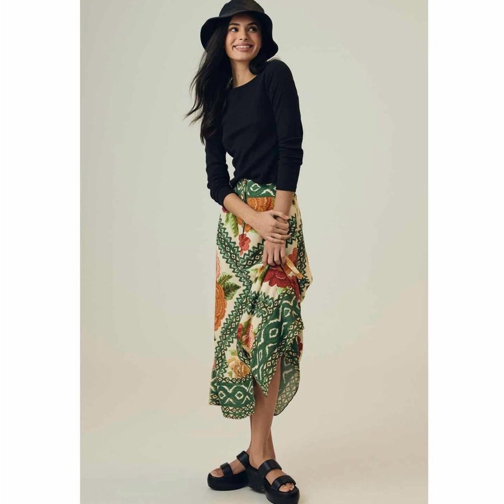 Anthropologie • Farm RIO Full Button Down Skirt . Size Small . Very pretty.